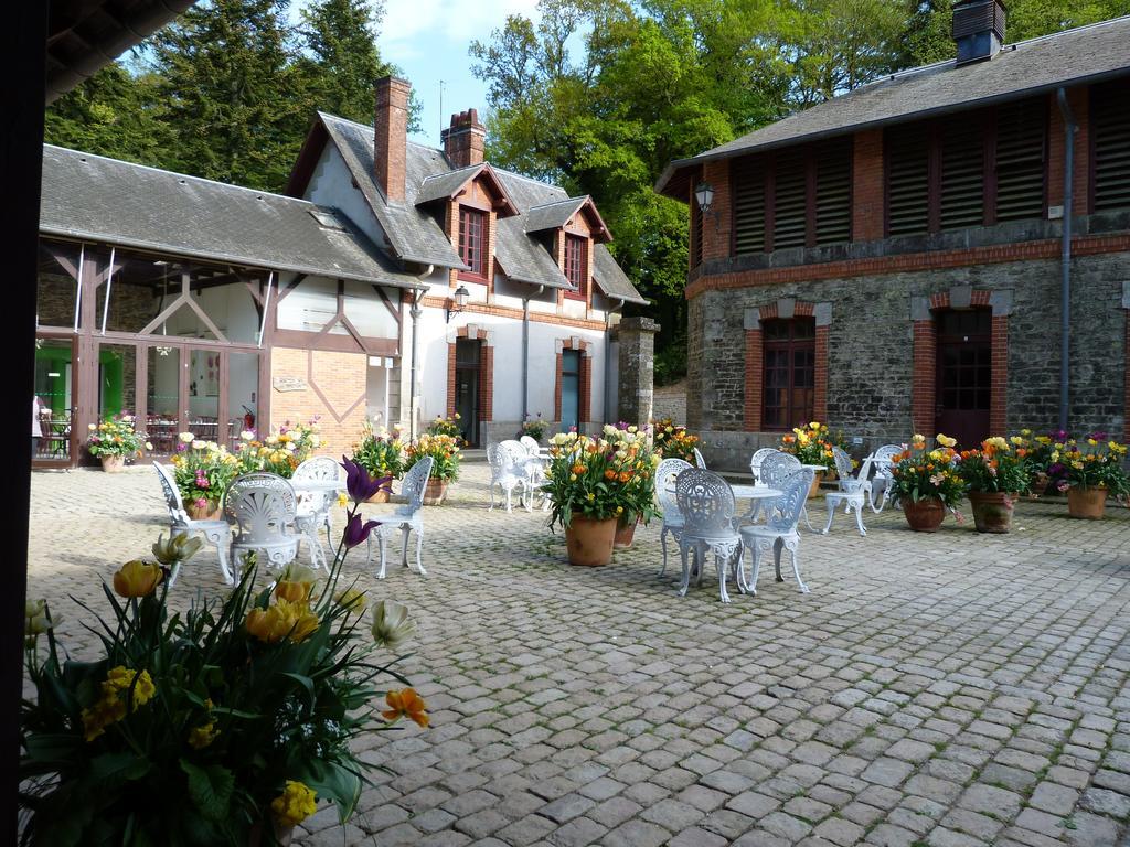 Gite Atypique Dans Une Chapelle Briec Rom bilde